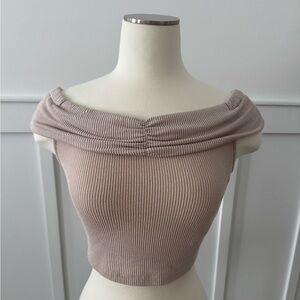 Ocean drive beige Ribbed Off-Shoulder Crop Top, size S